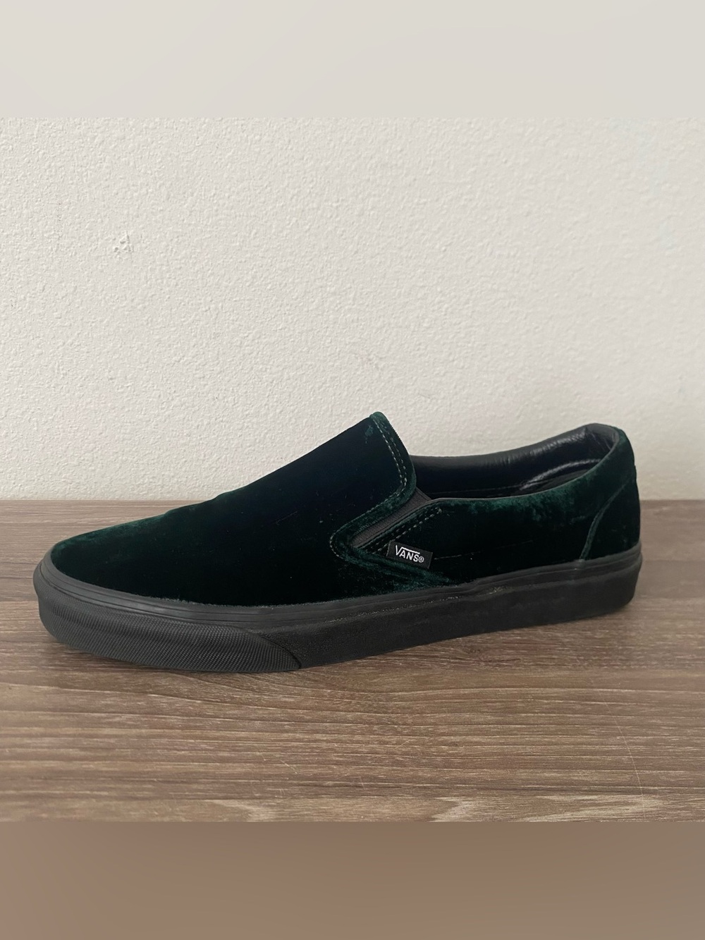 Vans Mens Slip-On Velvet Low Top Sneaker Size 11.5 LEFT SHOE‎ ONLY Amputee